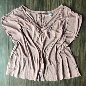 American Eagle T-shirt